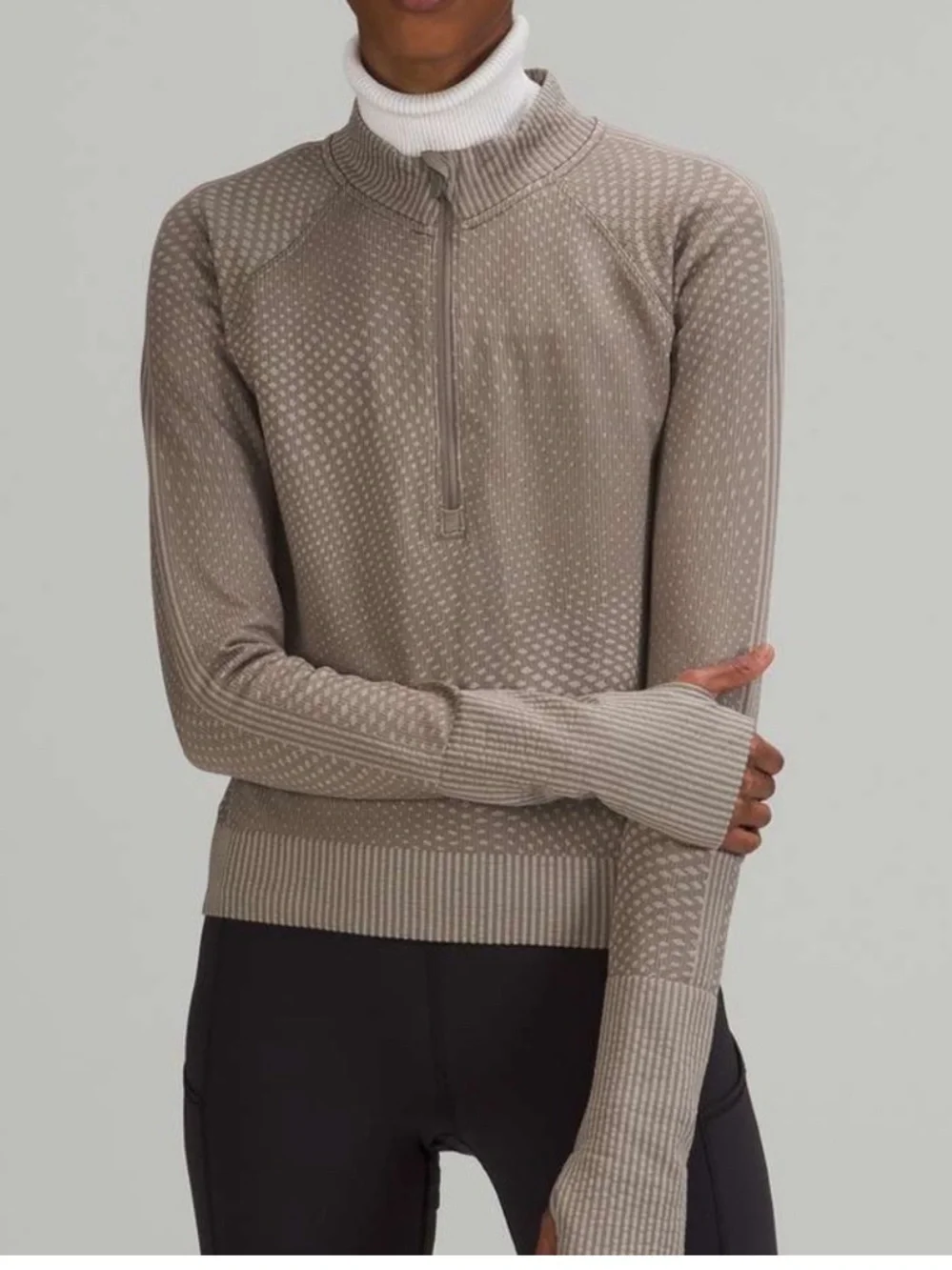 Lululemon Rest Less Cropped Half-Zip Grid Warp Rover / Raw size 6